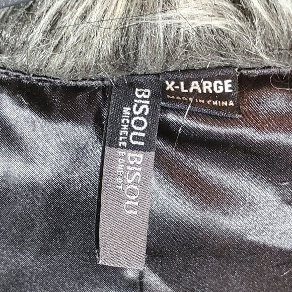 Bisou Bisou Vest NWT'S - Picture 4 of 6